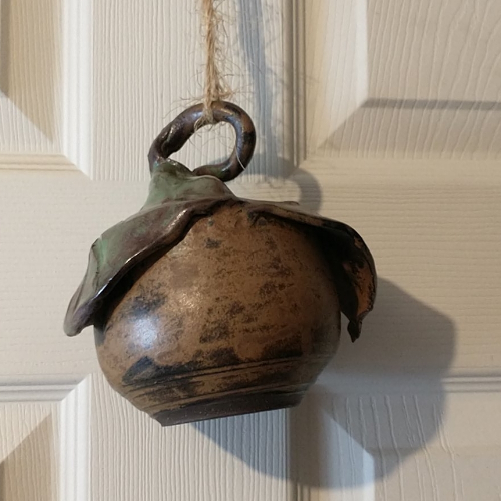 Klillispie Pottery Birdhouse. - Picture 4 of 5